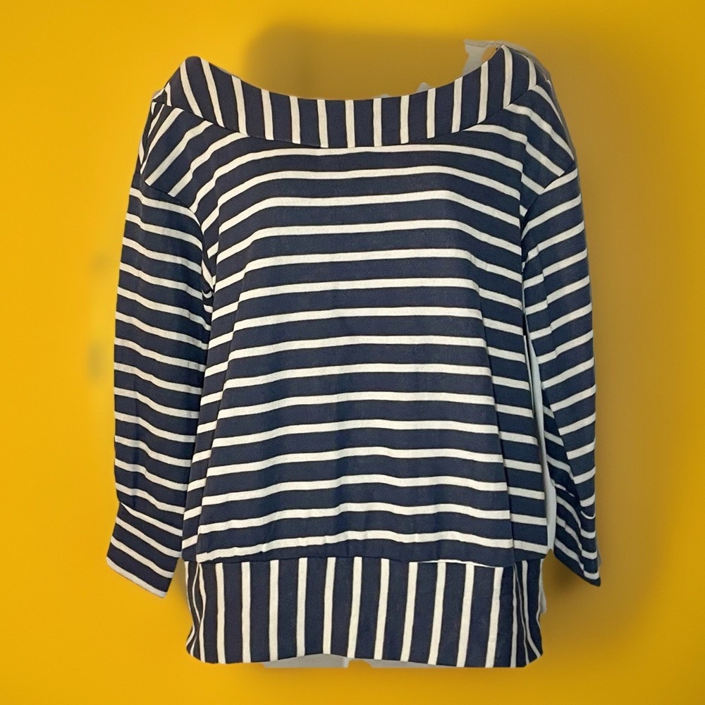 New Andre By Unit Women's Small White Navy Striped Nautical Sweatshirt Cruise S
